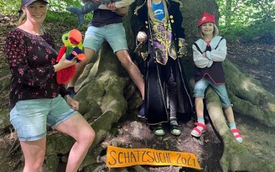 Kleine und große Piraten auf Schatzsuche